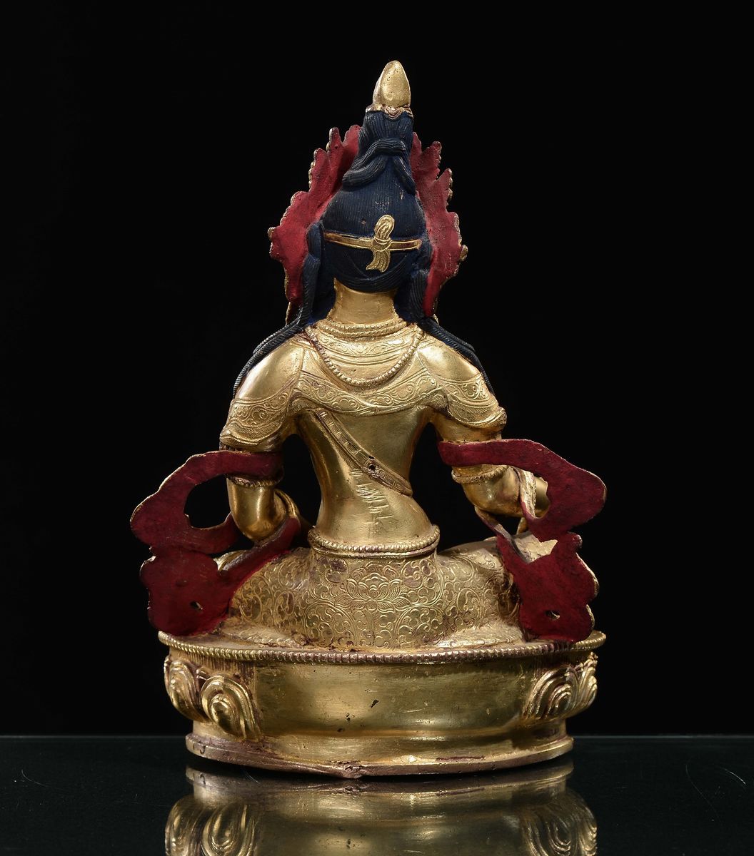 Figura di Amitaya in Bronzo Dorato Seduta su Fiore di Loto, Tibet, XX Secolo