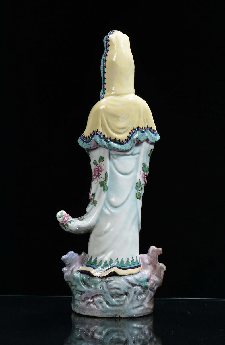 Guanyin in Porcellana Policroma, Cina, Repubblica, XX Secolo