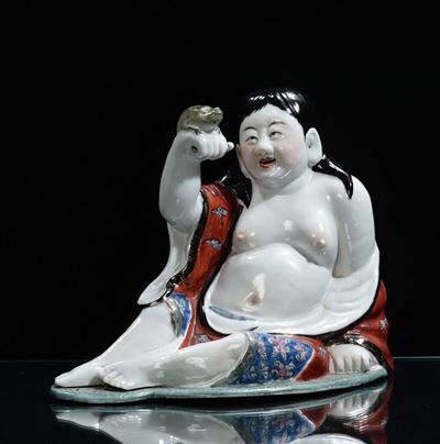 Budai in Porcellana Policroma con Ranocchio, Cina, Repubblica, XX Secolo