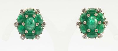 Orecchini con Smeraldi Cabochon e Diamanti