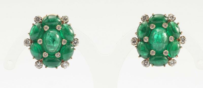 Orecchini con smeraldi cabochon e diamanti  - Asta Fine Jewels - I - Cambi Casa d'Aste
