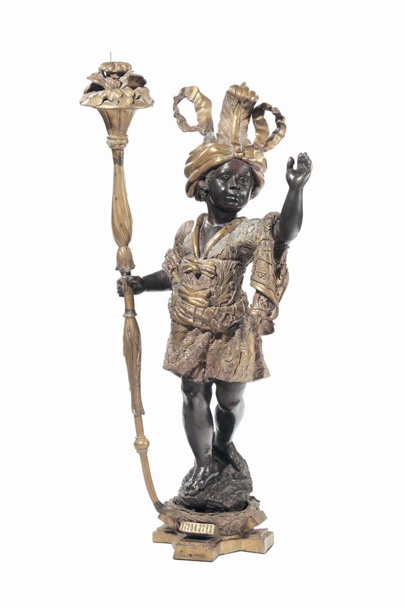 Statua in bronzo dorato e brunito raffigurante moro veneziano, fine XIX secolo  - Auction Fine Arts from refined private house - Cambi Casa d'Aste
