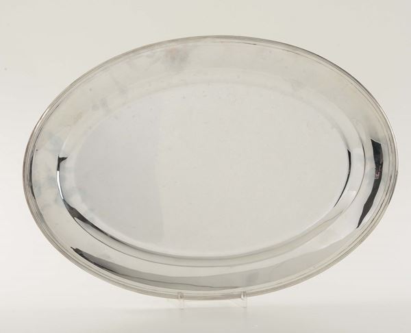 Piatto ovale in argento da portata, XX secolo