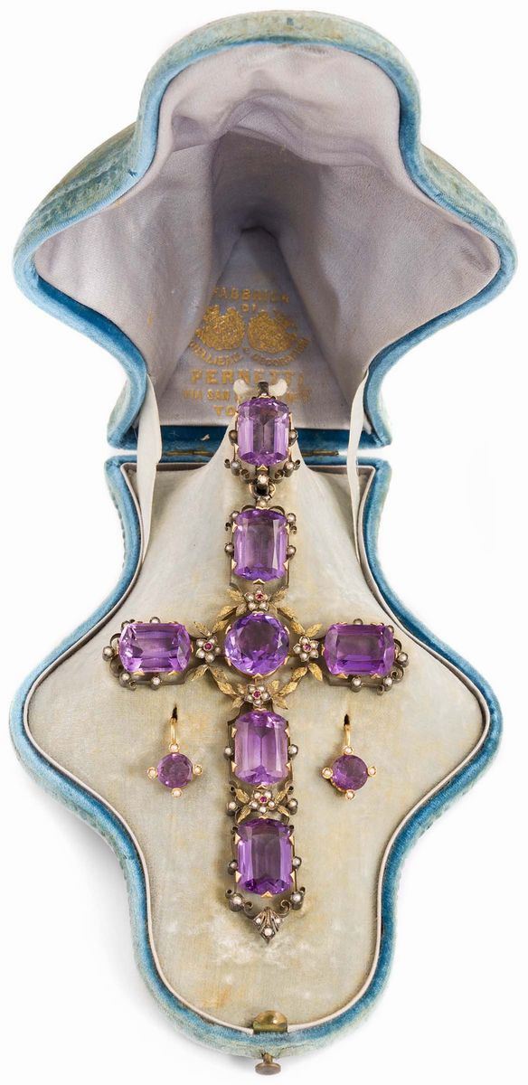 An antique suite of natural amethyst jewellery