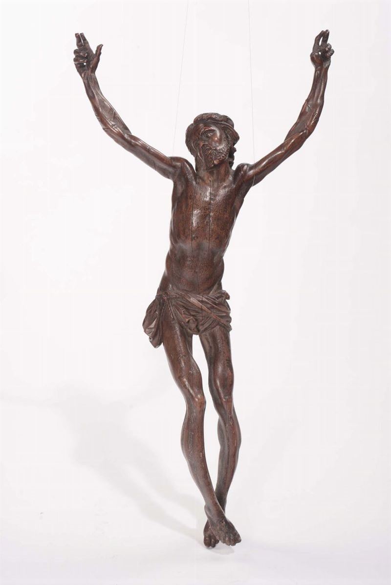 Cristo crocifisso in legno scolpito, Nord Europa  - Asta Antiquariato, Affidamenti da raffinate dimore private - Cambi Casa d'Aste