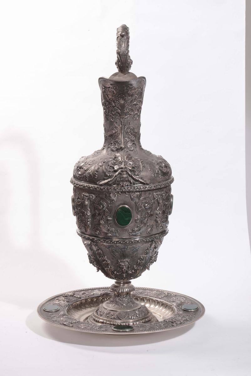 Monumentale Brocca e Piatto in Argento con Applicazioni in Malachite