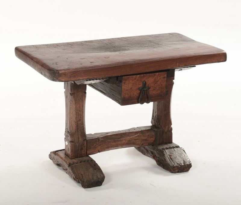 Tavolinetto rustico ad un cassetto, XIX secolo  - Auction Time Auction 1-2015 - Cambi Casa d'Aste