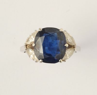 Anello con Zaffiro e Diamanti