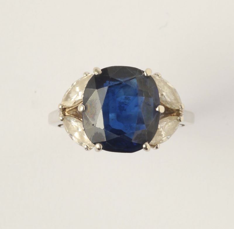 A sapphire and diamond ring  - Auction Fine Jewels - I - Cambi Casa d'Aste