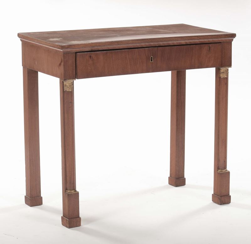 Console Impero in noce ad un cassetto  - Asta Antiquariato, Affidamenti da raffinate dimore private - Cambi Casa d'Aste