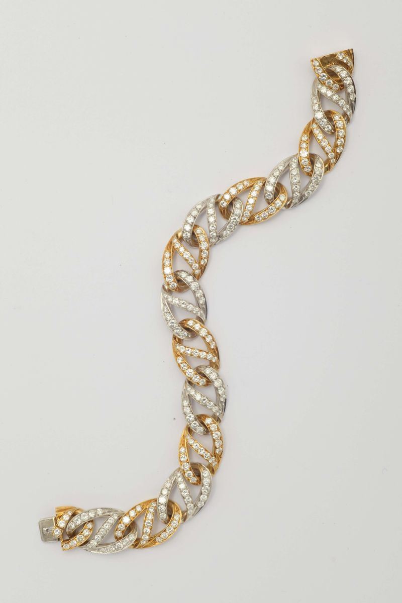 Bulgari, a gold and diamond bracelet  - Auction Fine Jewels - I - Cambi Casa d'Aste