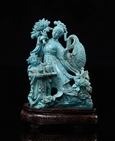 Scultura in Turchese Raffigurante Guanyin con Ventaglio e Mazzo di Fiori e Fanciulla con Vassoio,...