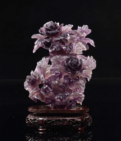 Vaso con Coperchio in Agata con Rose a Rilievo, Cina, XX Secolo