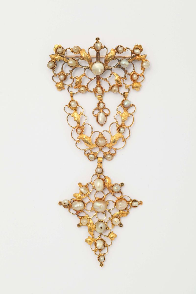 A natural pearl and gold pendant  - Auction Fine Jewels - I - Cambi Casa d'Aste
