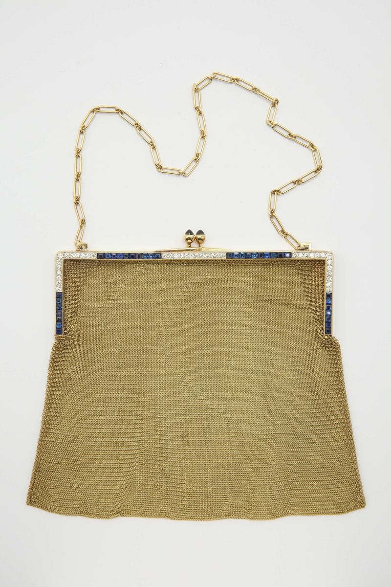 A 14Kt gold evening mesh bag with diamond and sapphire  - Auction Fine Jewels - I - Cambi Casa d'Aste