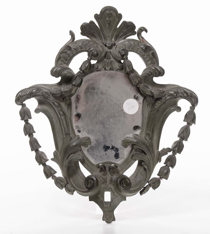 Ventolina in legno intagliato e laccato in verde, inizio XIX Secolo  - Auction Fine Arts from refined private house - Cambi Casa d'Aste