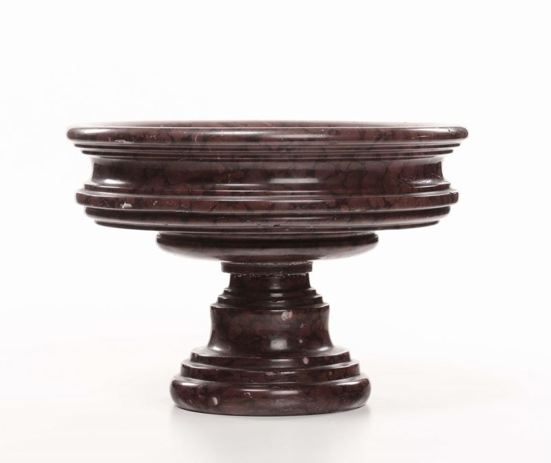 Coppa in marmo rosso  - Asta Antiquariato, Affidamenti da raffinate dimore private - Cambi Casa d'Aste