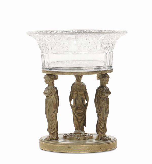 Centrotavola in bronzo dorato e cristallo, XIX secolo