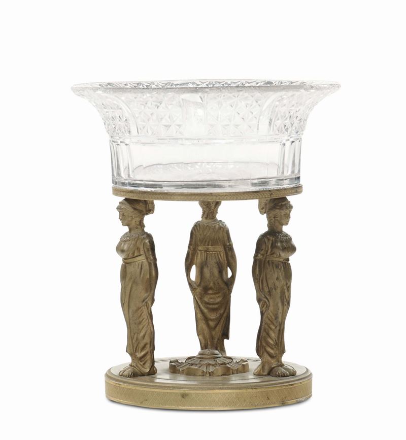 Centrotavola in bronzo dorato e cristallo, XIX secolo  - Asta Antiquariato, Affidamenti da raffinate dimore private - Cambi Casa d'Aste
