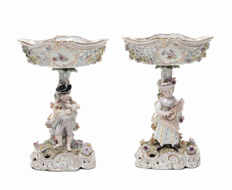 Coppia di alzatine in ceramica policroma, inizio XX secolo  - Auction Fine Arts from refined private house - Cambi Casa d'Aste