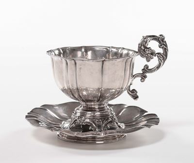 Tazza con Piattino in Argento