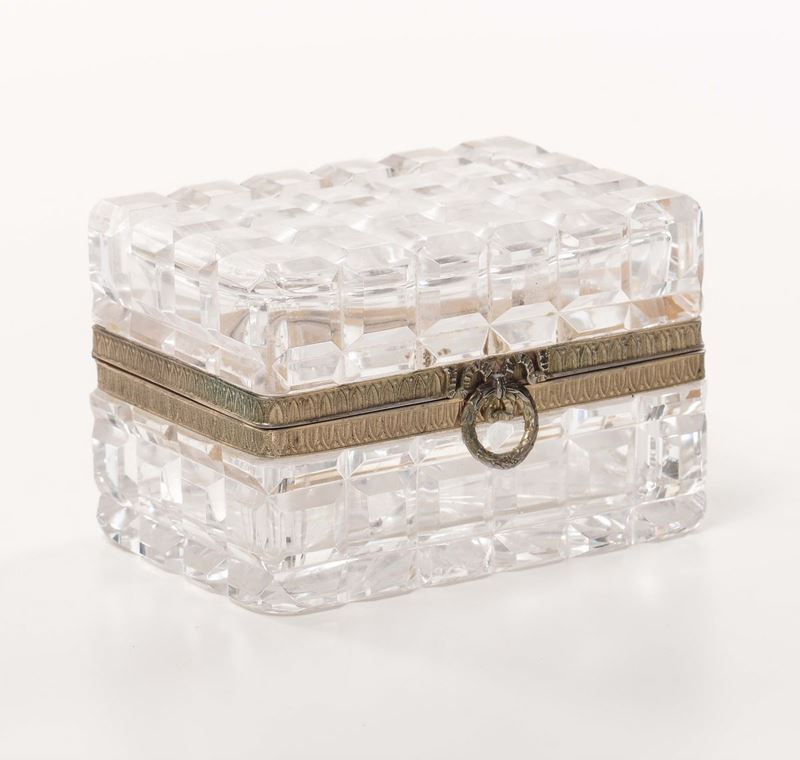 Scatola in cristallo e bronzo dorato  - Asta Antiquariato, Affidamenti da raffinate dimore private - Cambi Casa d'Aste