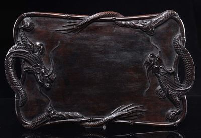 Vassoio in Legno Inciso con Draghi in Rilievo, Cina, Dinastia Qing, XIX Secolo