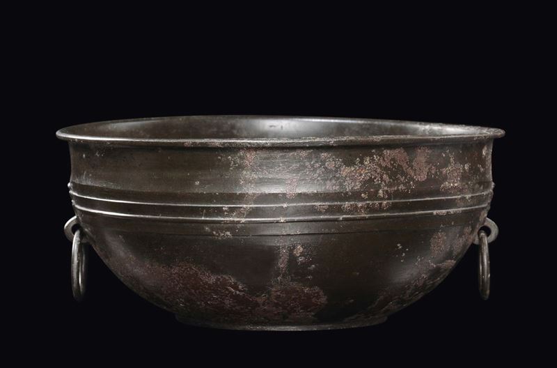 Incensiere in bronzo con anelli, Cina, Dinastia Han (206 a.C.-220 d.C.)  - Asta Chinese Works of Art - Cambi Casa d'Aste