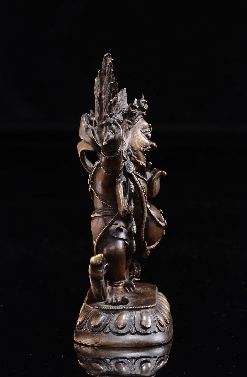 Scultura in bronzo raffigurante Vajrapani, Tibet, epoca Qianlong (1736-1795), h 18 cm