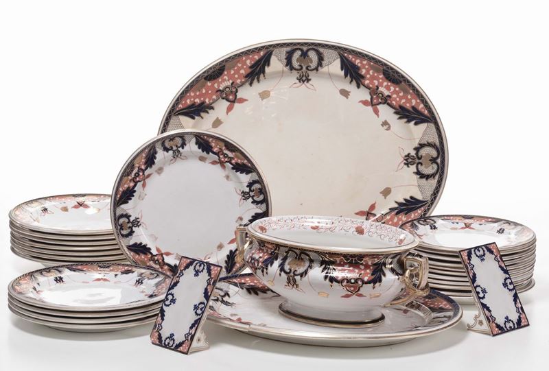 Servizio di piatti Davenport  - Asta Antiquariato, Affidamenti da raffinate dimore private - Cambi Casa d'Aste