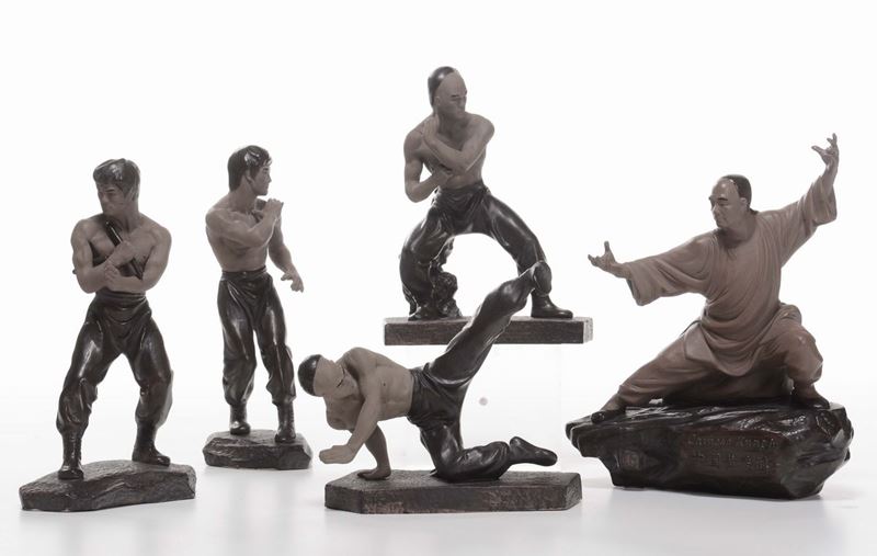 Insieme di statuine raffiguranti lottatori di kung fu  - Asta Asta a Tempo 8-2014 - Cambi Casa d'Aste