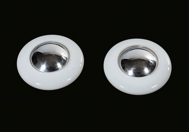 Coppia di applique in vetro bianco  - Asta Antiquariato e Dipinti Antichi - I - Cambi Casa d'Aste