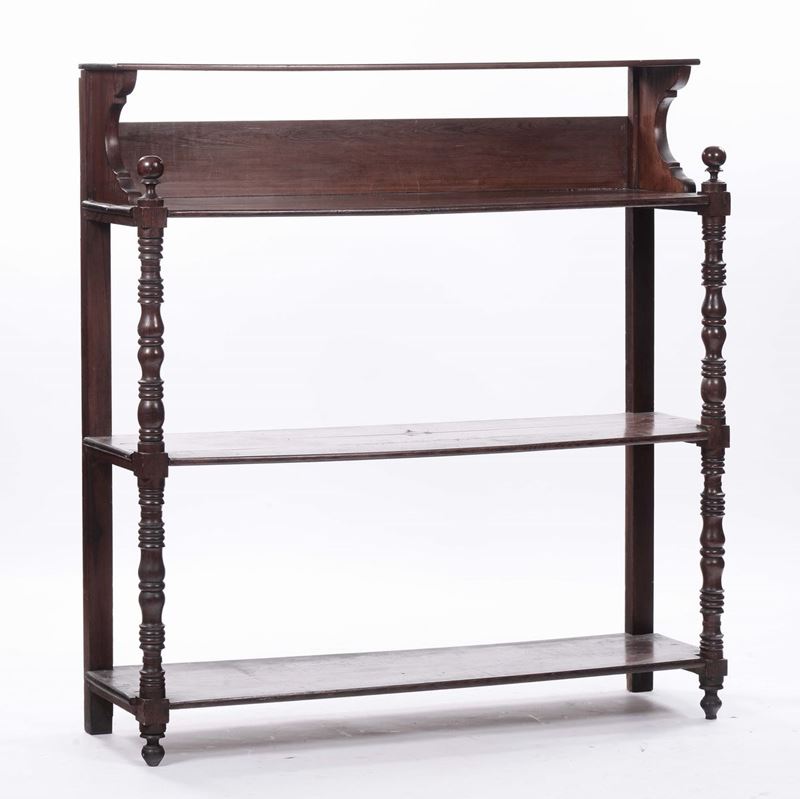 Etagere a tre ripiani  - Asta Antiquariato, Affidamenti da raffinate dimore private - Cambi Casa d'Aste