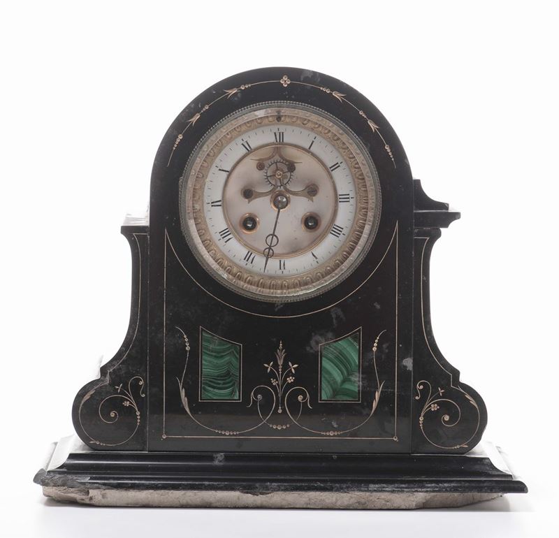 Pendola da tavolo in marmo nero  - Asta Antiquariato, Affidamenti da raffinate dimore private - Cambi Casa d'Aste