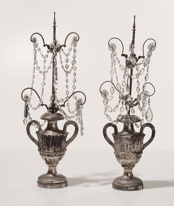 Coppia di portapalme in legno intagliato e argentato a mecca, XVIII-XIX secolo