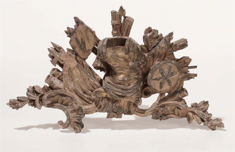 Panoplia in legno intagliato e dorato, XVIII secolo  - Asta Asta a Tempo Antiquariato - Cambi Casa d'Aste