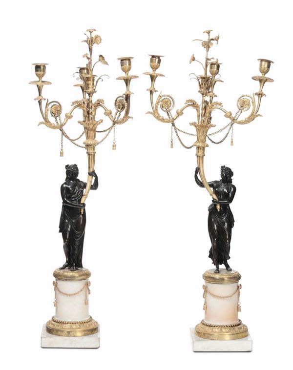 Coppia di candelabri in bronzo brunito e dorato, fine XVIII inizi XIX secolo