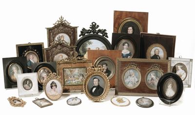 Lotto Comprendente Ventidue Miniature Entro Cornici in Legno, Bronzo Dorato ed Altri Materiali Ma...
