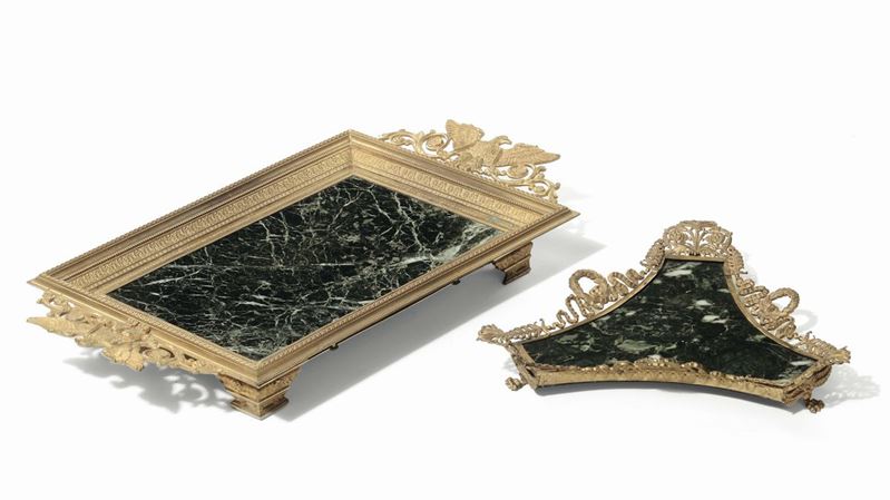 Due centrotavola diversi bronzo dorato e marmo, XIX secolo  - Auction Fine Arts from refined private house - Cambi Casa d'Aste