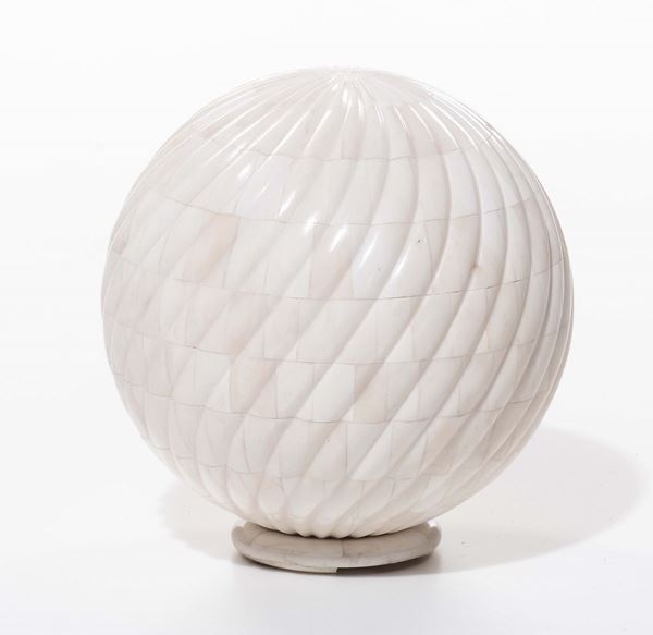 Sfera in avorio