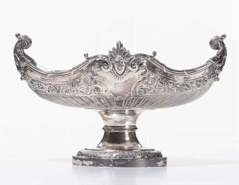 Centrotavola in metallo argentato  - Asta Antiquariato e Dipinti Antichi - I - Cambi Casa d'Aste