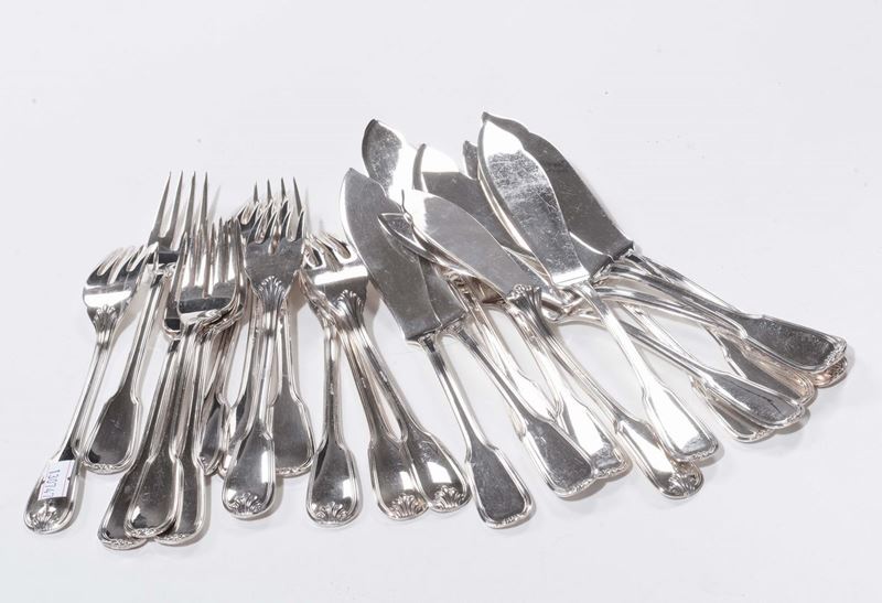 Servizio di posate da pesce in argento  - Auction Fine Arts from refined private house - Cambi Casa d'Aste