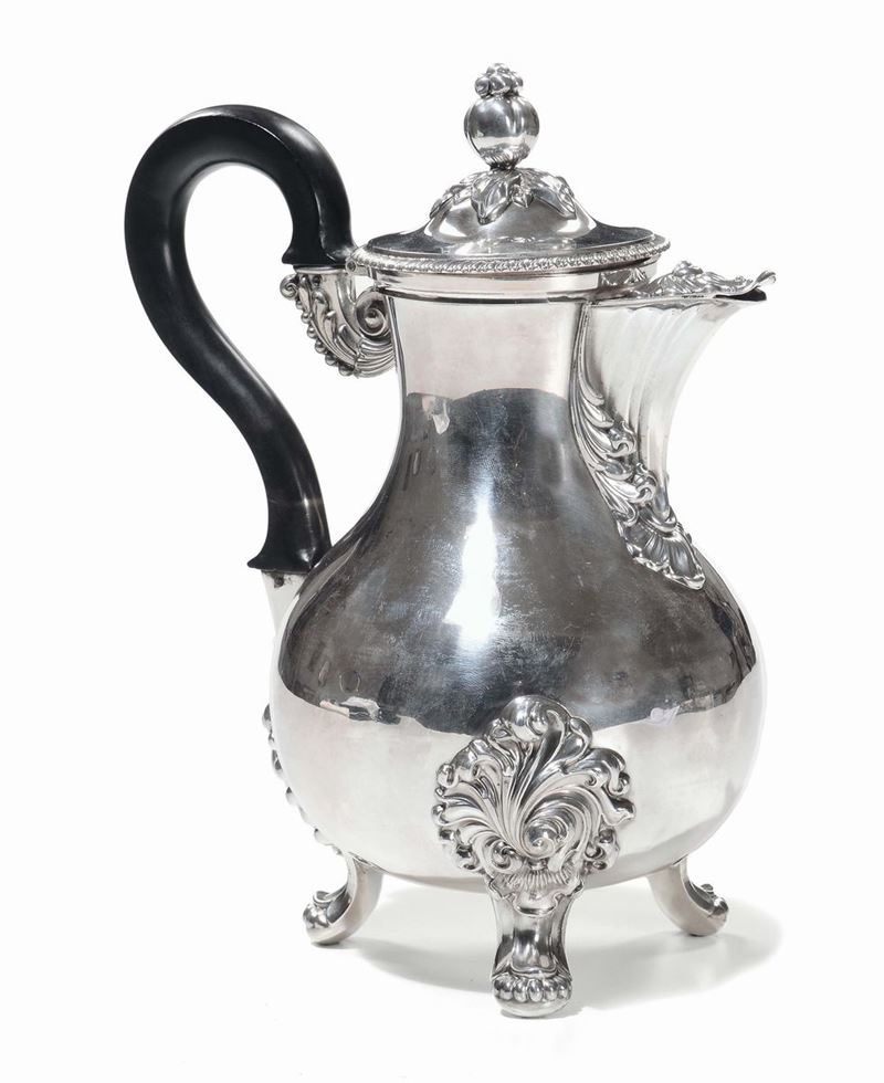 Caffettiera in argento, Francia XIX Secolo  - Asta Antiquariato, Affidamenti da raffinate dimore private - Cambi Casa d'Aste