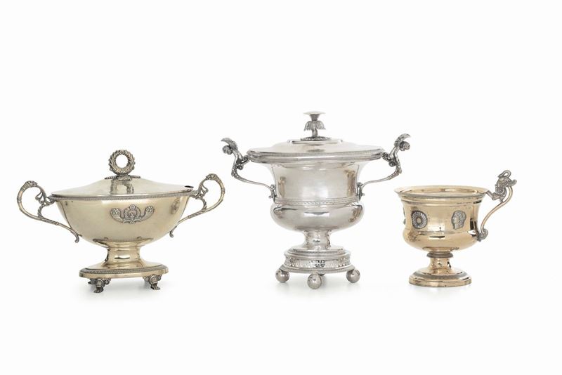 Gruppo di due zuccheriere e una tazza in argento  - Auction Italian and European Silver Collection  - II - Cambi Casa d'Aste