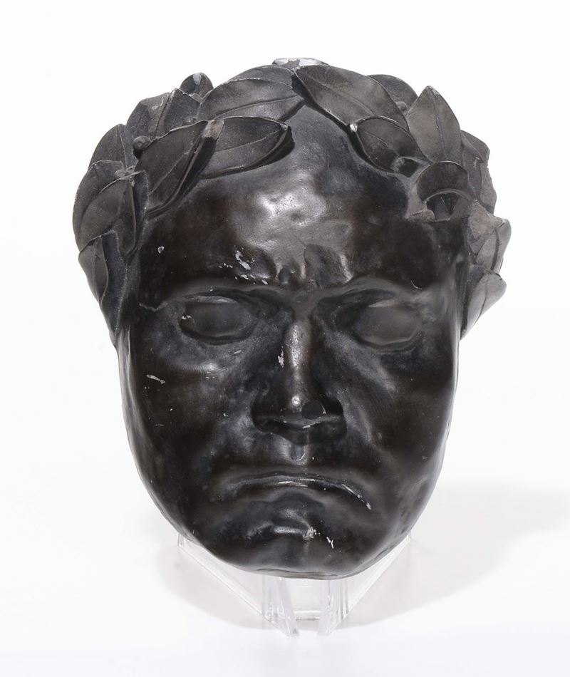 Maschera di Beethoven in gesso dipinto  - Asta Antiquariato, Affidamenti da raffinate dimore private - Cambi Casa d'Aste