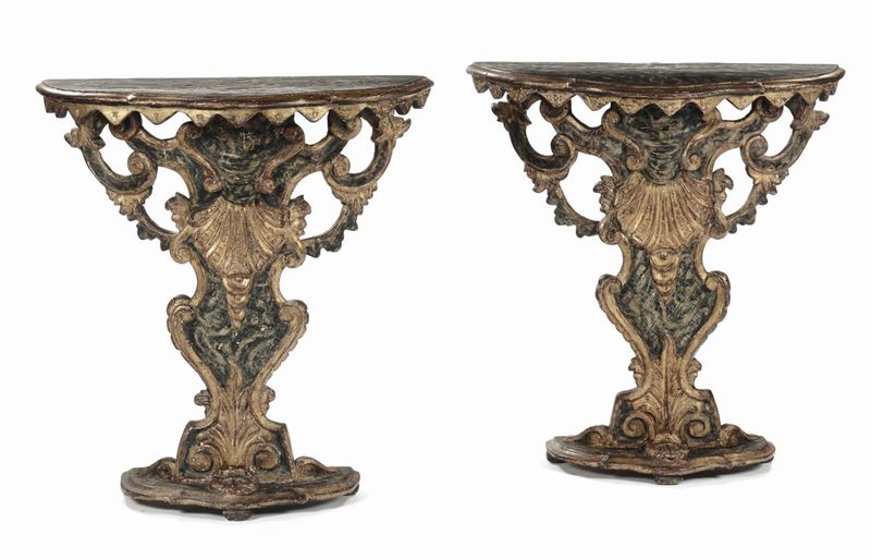 Coppia di consoline in legno dorato e marmorizzato blu, Veneto XVIII secolo  - Asta Antiquariato, Affidamenti da raffinate dimore private - Cambi Casa d'Aste