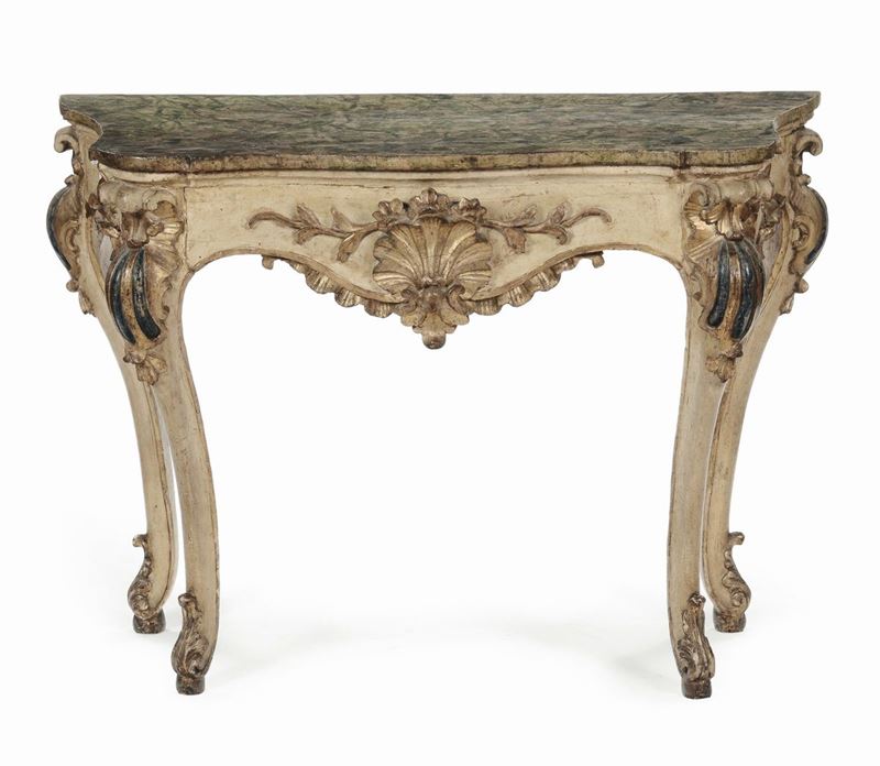 Console Luigi XIV laccata e dorata con piano marmorizzato, XVIII secolo  - Asta Antiquariato, Affidamenti da raffinate dimore private - Cambi Casa d'Aste