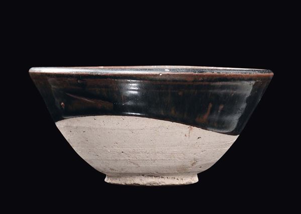 Ciotola Jin con smalto nera e marrone, Cina, Dinastia Song (960-1279)