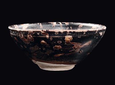 Piccola Ciotola Jizhou a Smalto Marrone Scuro, Cina, Dinastia Song (960-1279)
