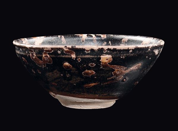 A small dark brown splashed Jizhou bowl, China, Song Dynasty (960-1279)